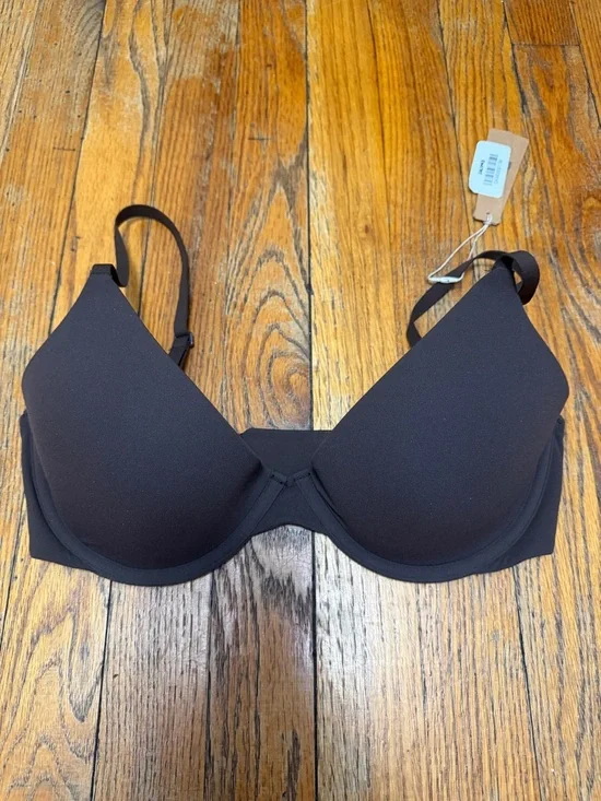 SKIMS Espresso Scoop Plunge Bra - Picture 1 of 4